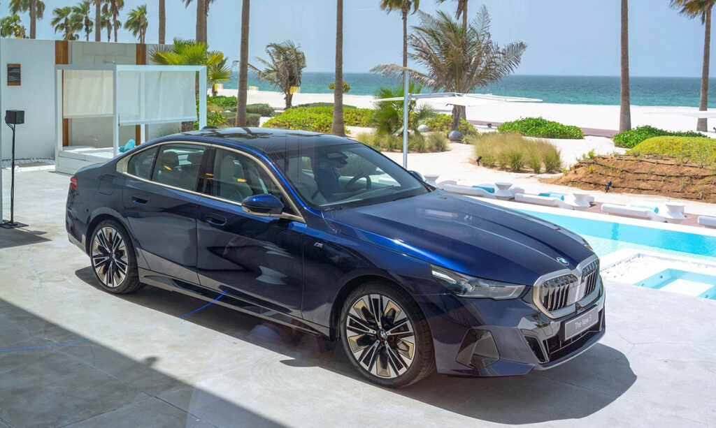 BMW 5 Series 2