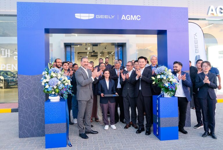 Geely RAK Showroom (1)