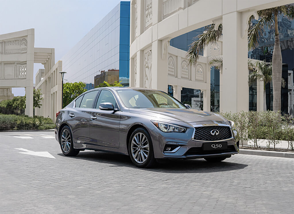 INFINITI Q50 image.1