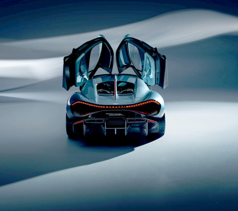 الصورة 2 - Bugatti Tourbillon من الخارج